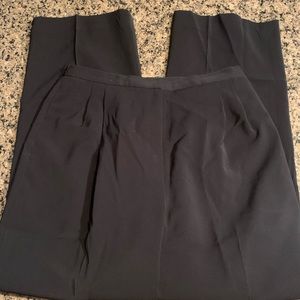 Le Suit ladies pants